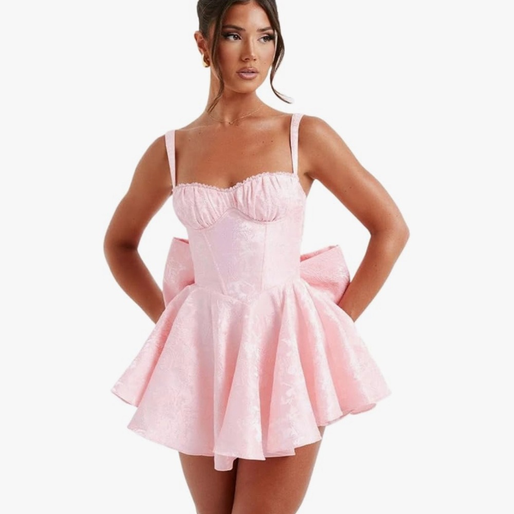 Elegant Pink Strapless Dress size Medium